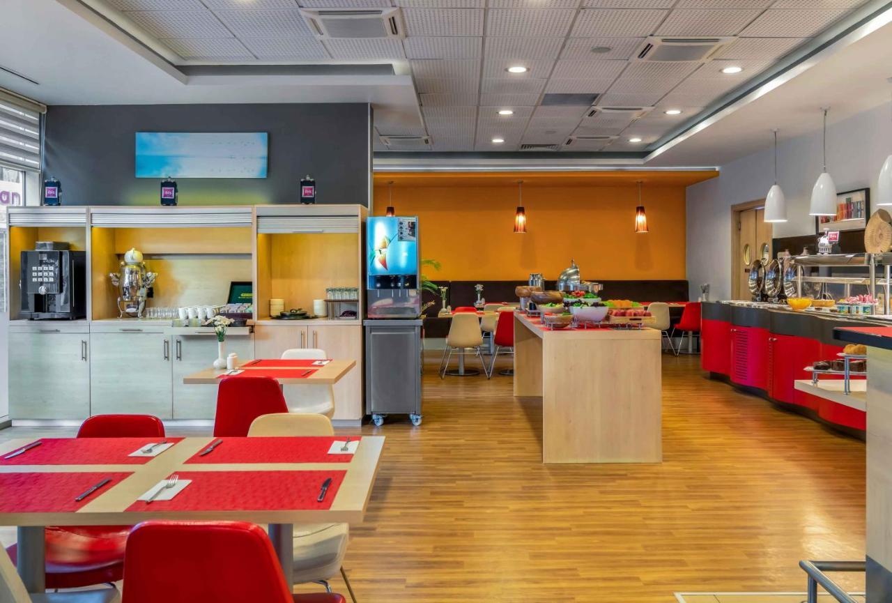 Отель Ibis Izmir Alsancak Экстерьер фото