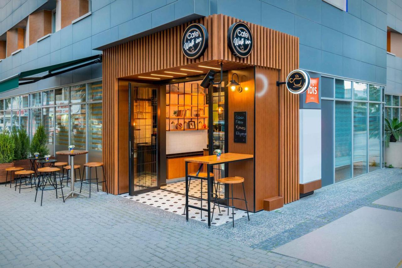 Отель Ibis Izmir Alsancak Экстерьер фото
