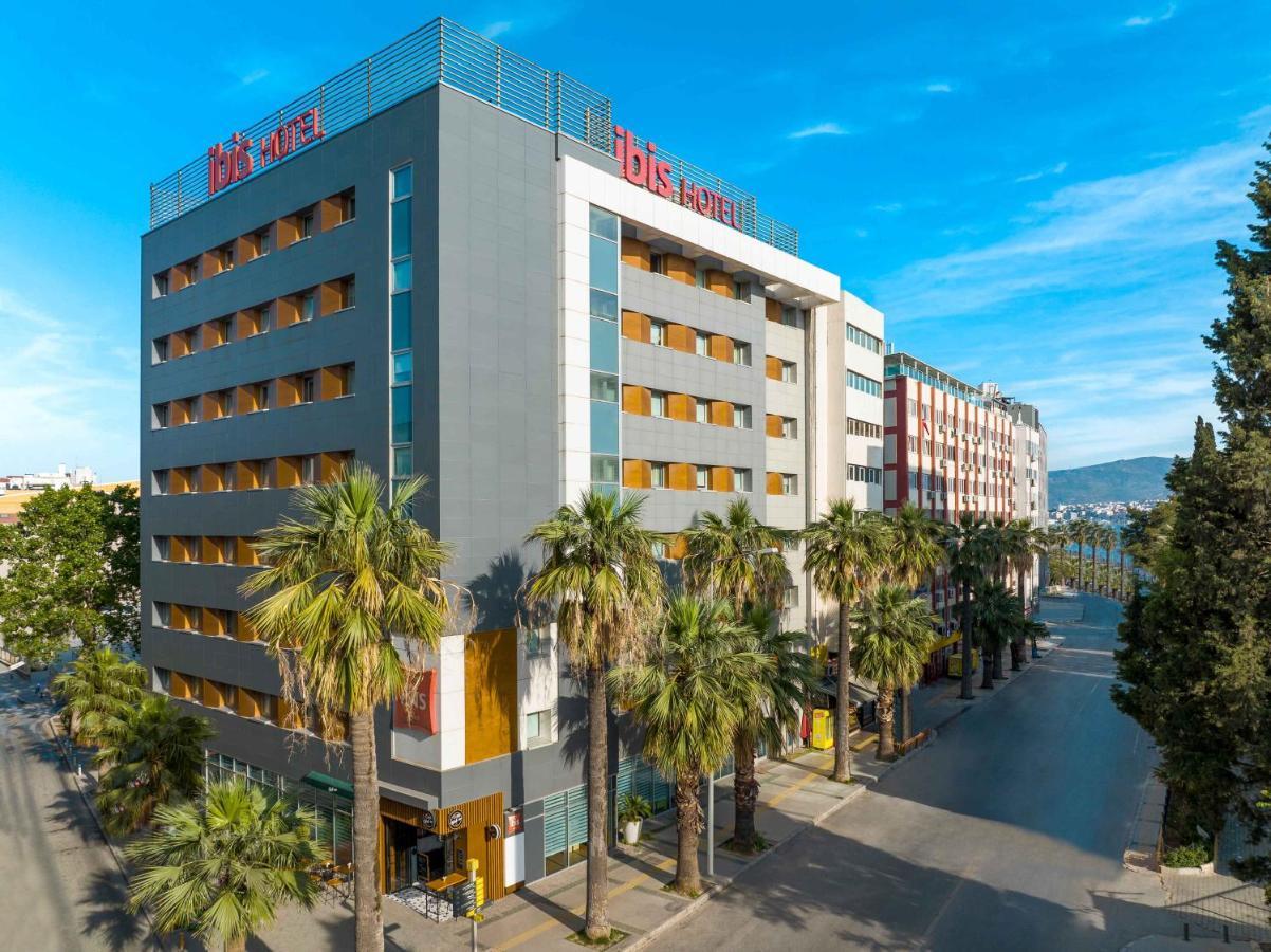 Отель Ibis Izmir Alsancak Экстерьер фото